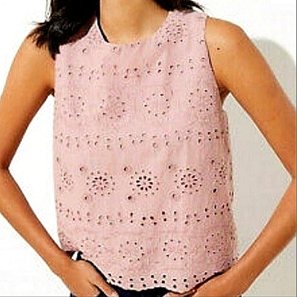 LOFT Eyelet Scalloped V-Back Sleeveless Cropped Top NWT